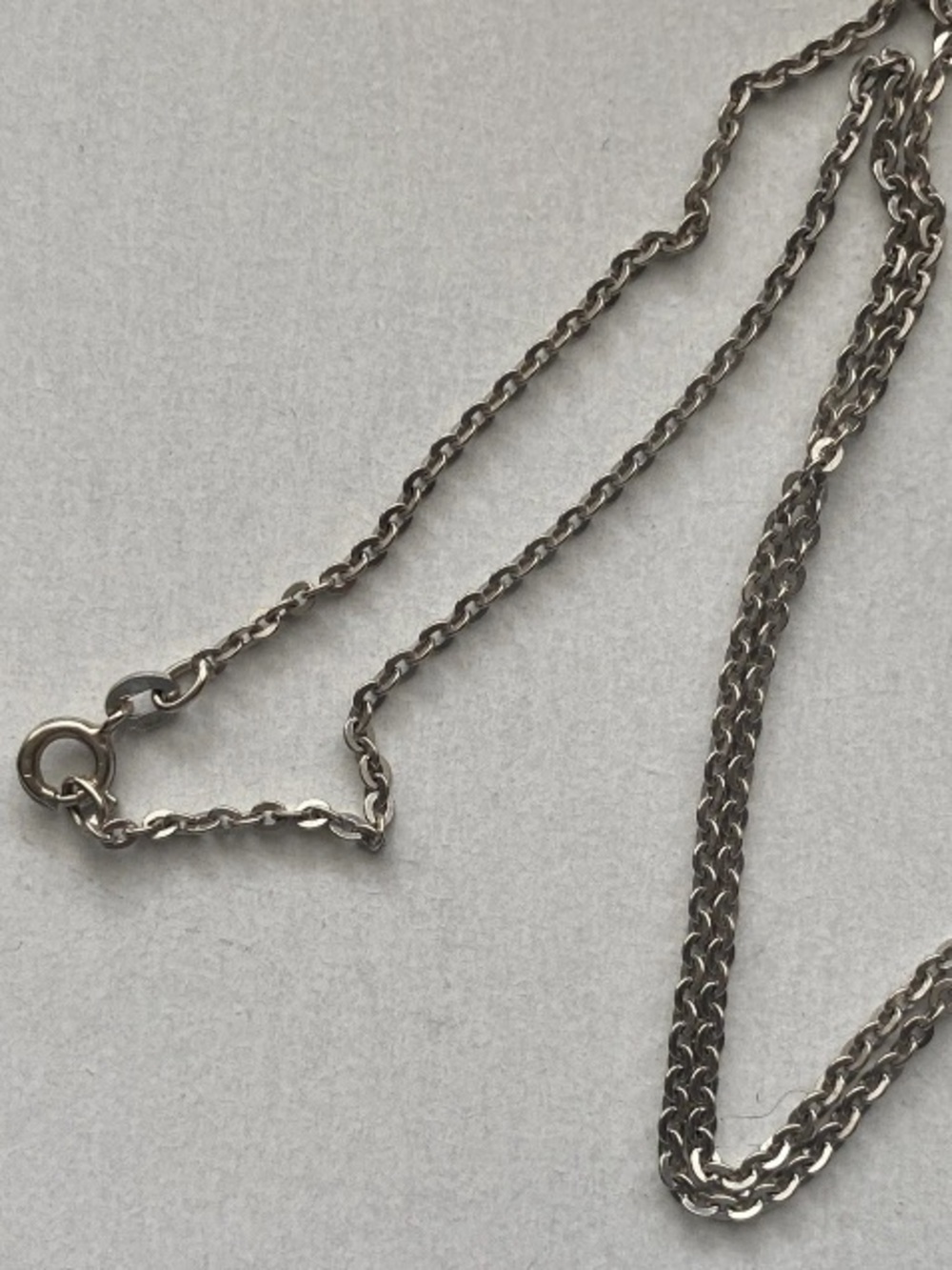 18 karat White Gold Dainty Link Chain L-19” Necklace 5.94 gr UNOAERRE 750 1 AR